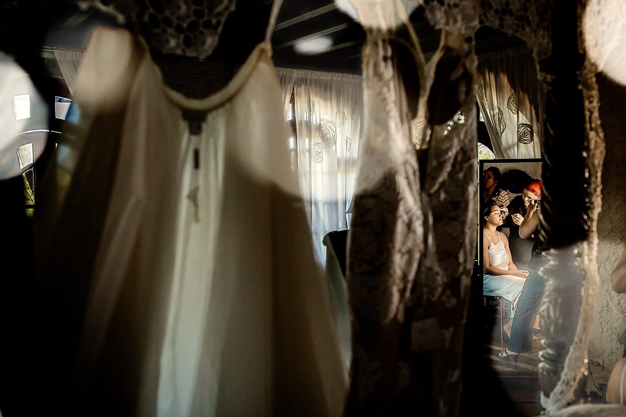 "Paco & Charina stralen op hun bestemming bruiloft in het betoverende Puerto Rico, terwijl Eppel Fotografie deze adembenemende ceremonie vastlegt."