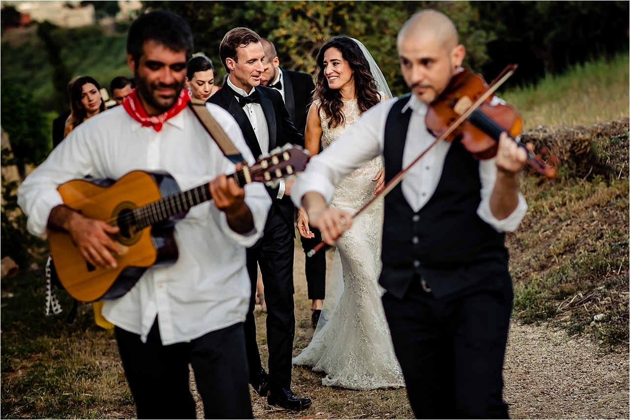 Say 'I Do' to Stunning Photos: How to Work with Your Wedding Photographer in Sicily