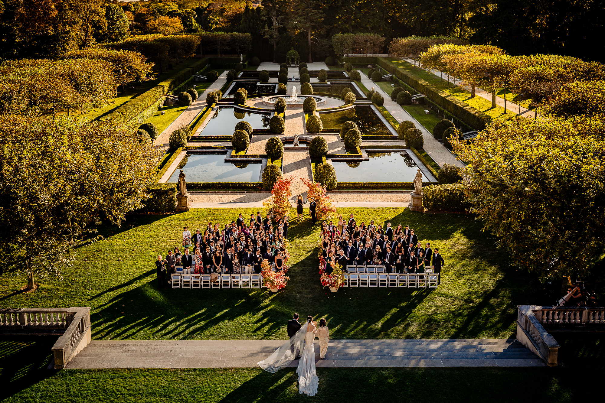 Wedding Photographer Oheka Castle New York: Capturing Timeless Elegance