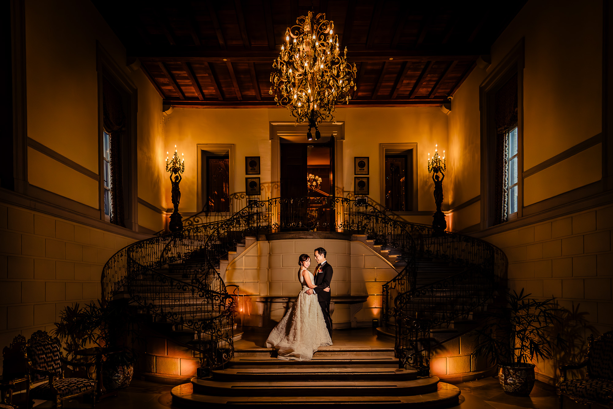 Wedding Photographer Oheka Castle New York: Capturing Timeless Elegance